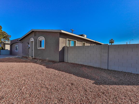 3rd image of 2901 N 81st Dr