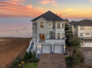 1406 Todville Rd, Seabrook, TX 77586