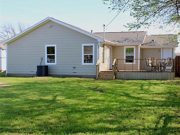4th image of 3115 Shadow Wood Dr