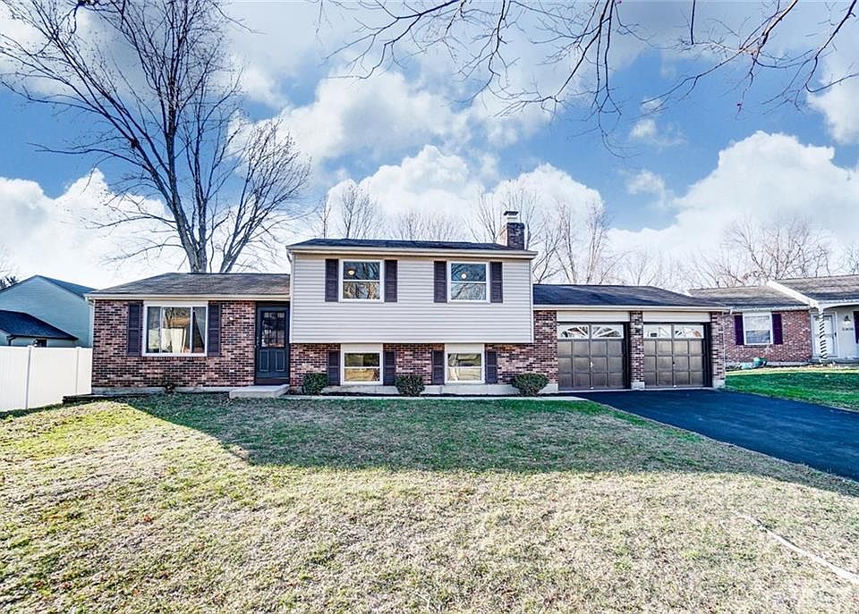 1st image of 5812 Golden Oak Ct