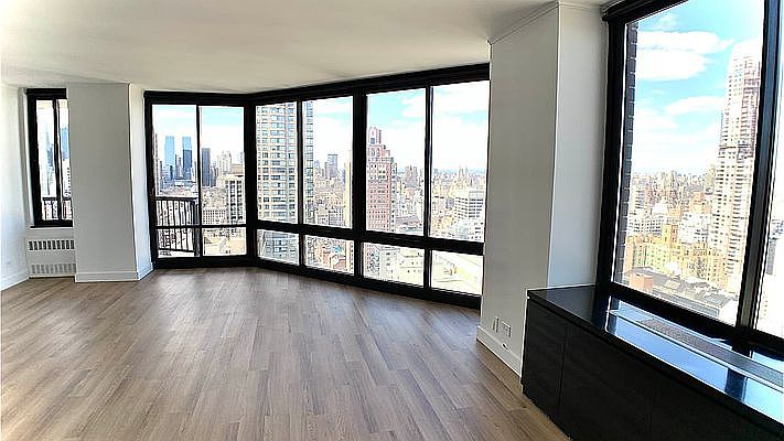 1st image of 304 E 65th St APT 36A