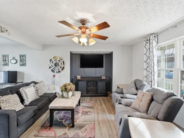 5392 Glendalough St, Canal Winchester, OH 43110