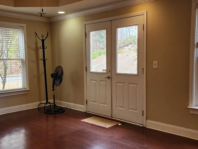 2130 Woods River Ln — Photo 23