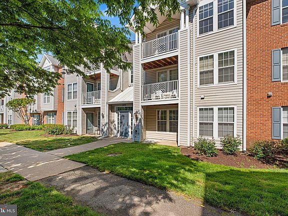 2nd image of 2454 Apple Blossom Ln APT 102