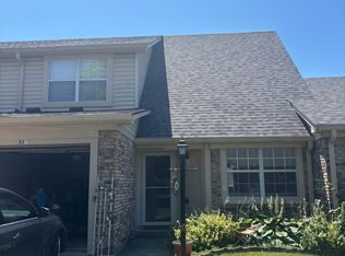 525 Paradise Way E #B, Greenwood, IN 46143