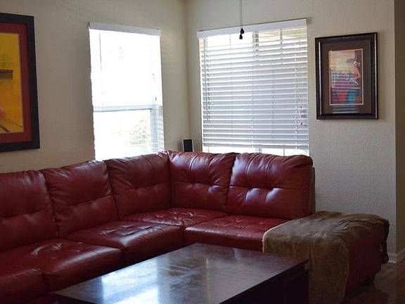 2nd image of 2549 Harn Blvd Unit 6