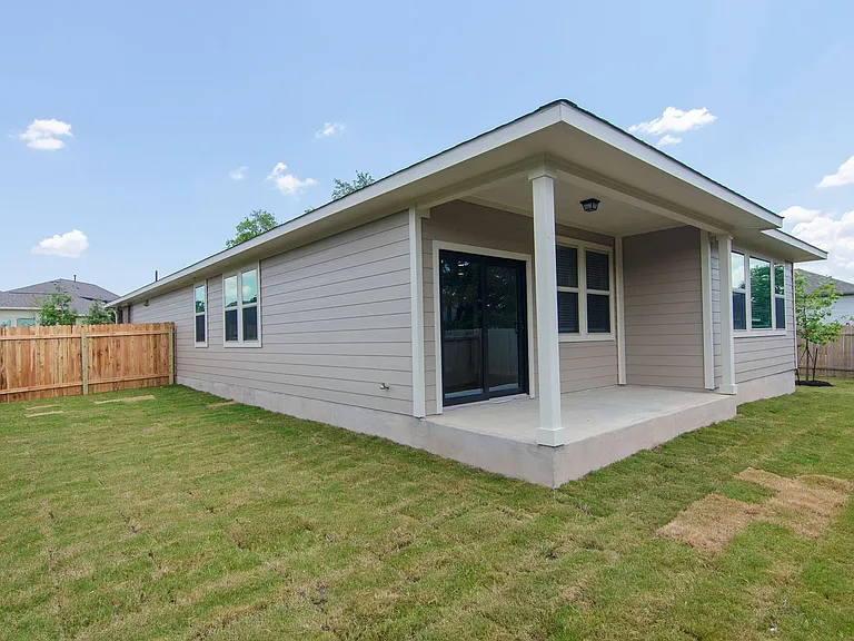 905 Olive Creek Dr — Photo 33