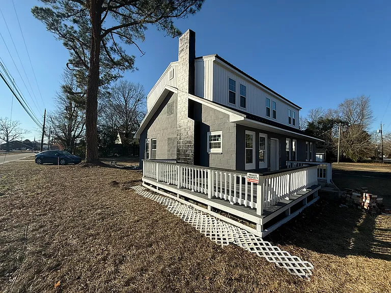 221 E Plank Rd — Photo 7