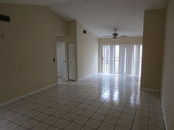 3rd image of 3340 NW 204th Ter