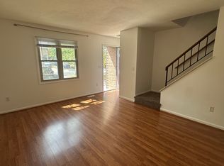 1556 Park Place Dr, Columbus, OH 43081