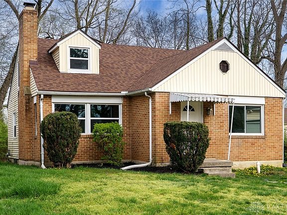 3rd image of 2414 Woodway Ave