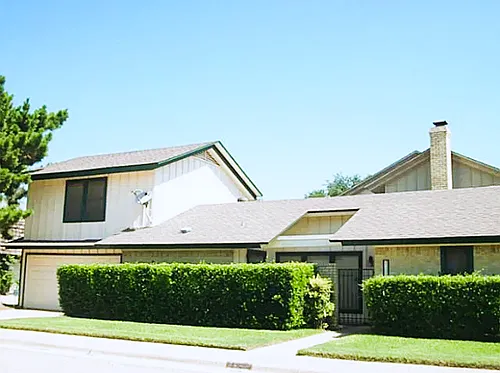 2220 Brigadoon Ct Photo 1