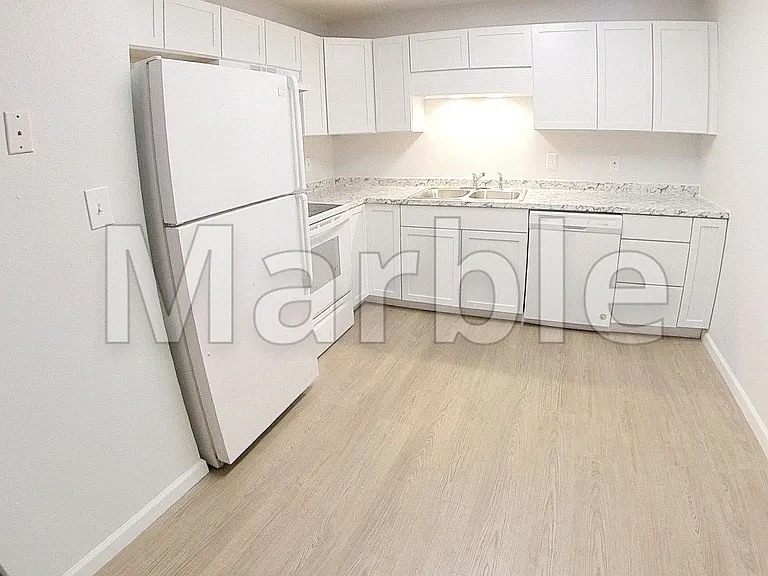 4915 Huntington Ave #1 — Photo 1