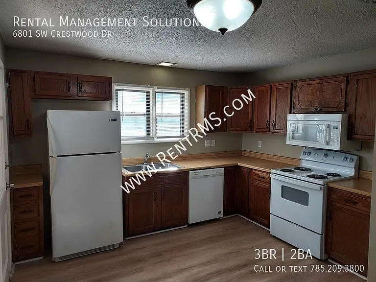 6801 SW Crestwood Dr — Photo 6