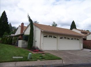 10345 SW Greenleaf Ter, Tigard, OR 97224