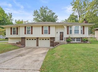 16121 E 36th St S, Independence, MO 64055