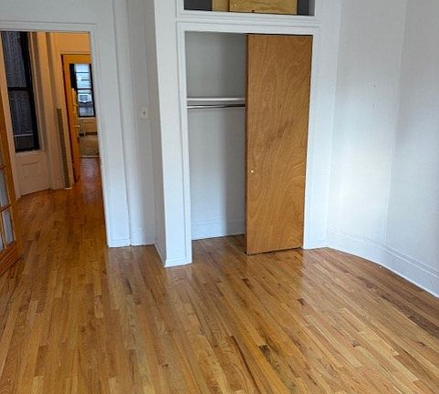 2nd image of 307 E 78th St APT 4W