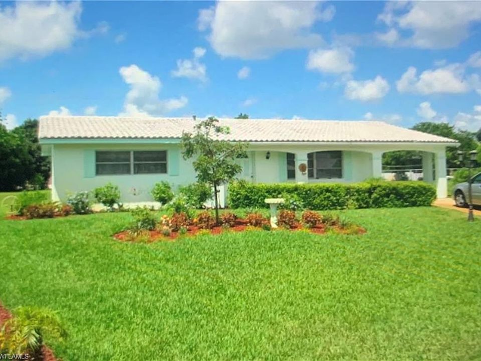 1st image of 433 Morgan Cir S