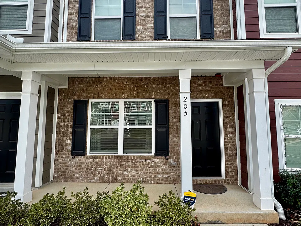 205 Addi St