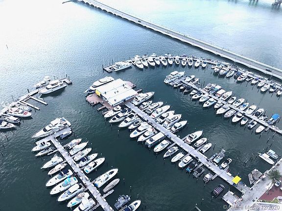 3rd image of 1717 N Bayshore Dr #C-4033