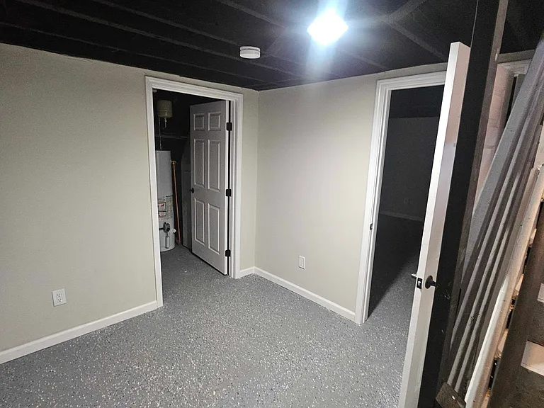 120 Perthshire Rd — Photo 14