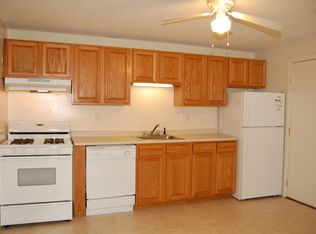 71 Robbins St APT 7, Lowell, MA 01851