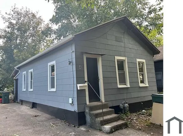 4 Zeller Pl, Rochester, NY 14606