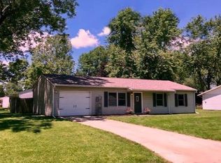 1507 Centennial Dr, Champaign, IL 61821