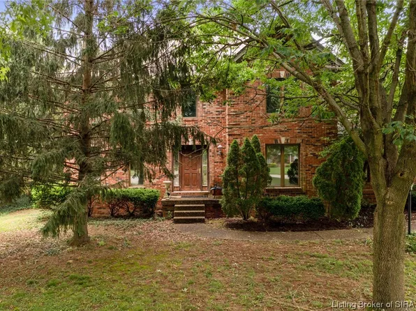 6103 Randa Lee Court, Georgetown, IN 47122