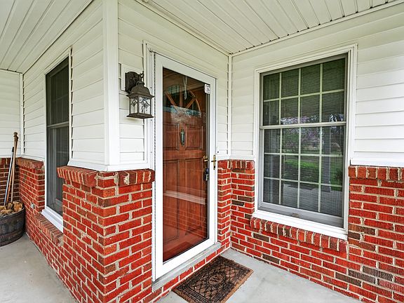4th image of 601 Brentlawn Rd