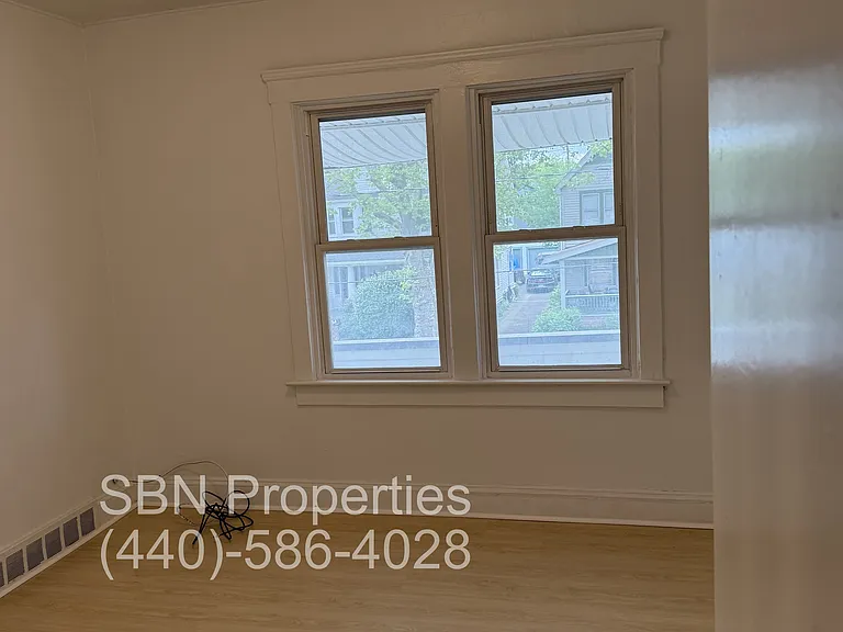 2067 W 101st St #2 — Photo 10