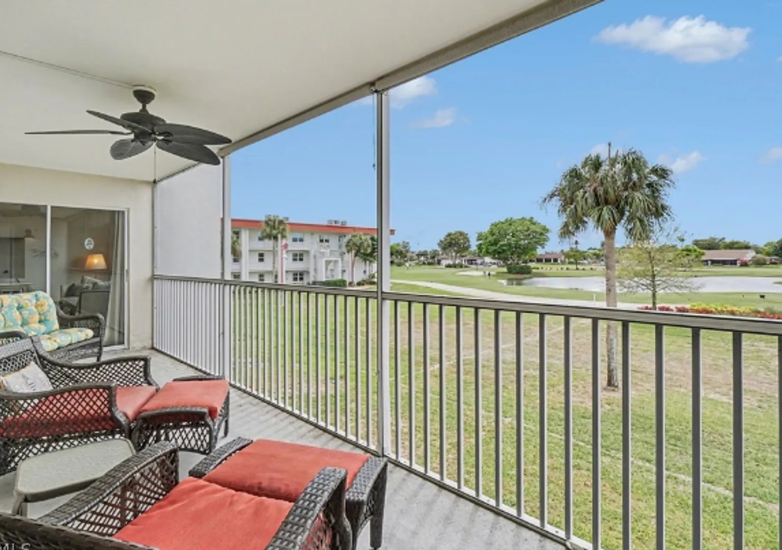 1700 Pine Valley Dr — Photo 3