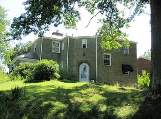 4617 Doverdell Dr, Pittsburgh, PA 15236