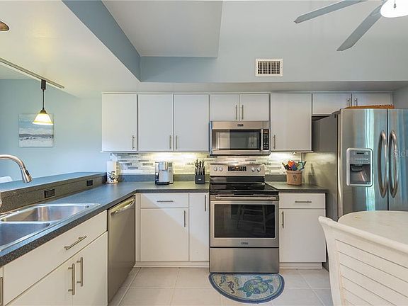 4th image of 2533 Dolly Bay Dr APT 304