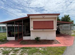 10A Lake Breeze Dr, Tavares, FL 32778