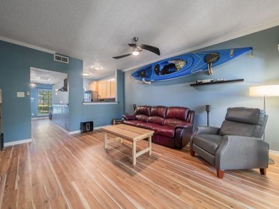9801 Royal Ln APT 712, Dallas, TX, 75231