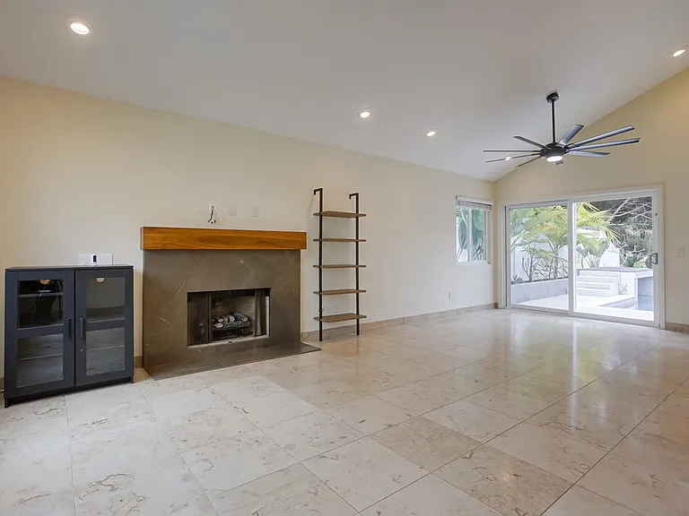 4377 Yosemite St — Photo 10
