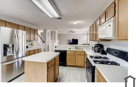5th image of 701 Tealwood Dr