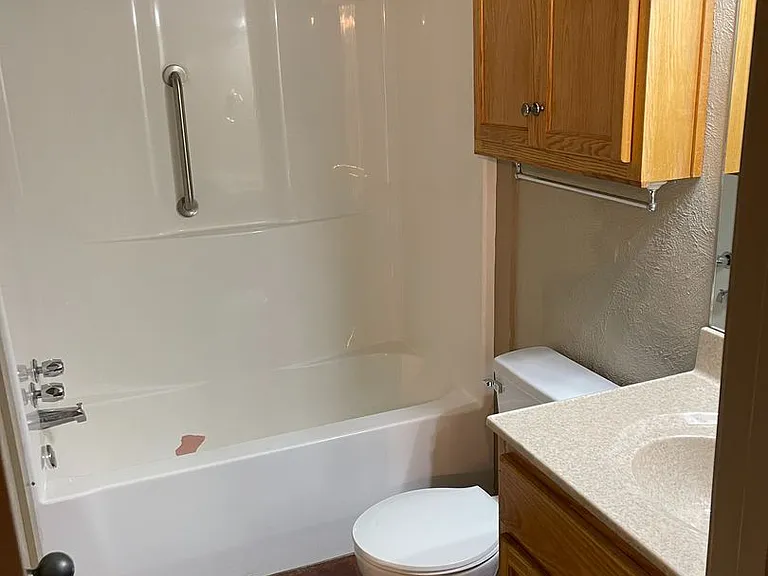 421 Watson Ln #4 — Photo 8