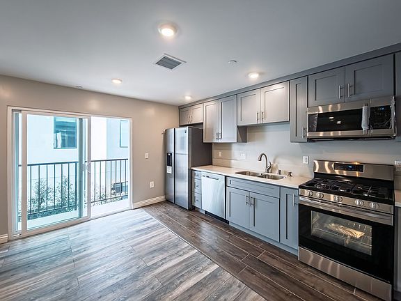2nd image of 5258 Denny Ave #5