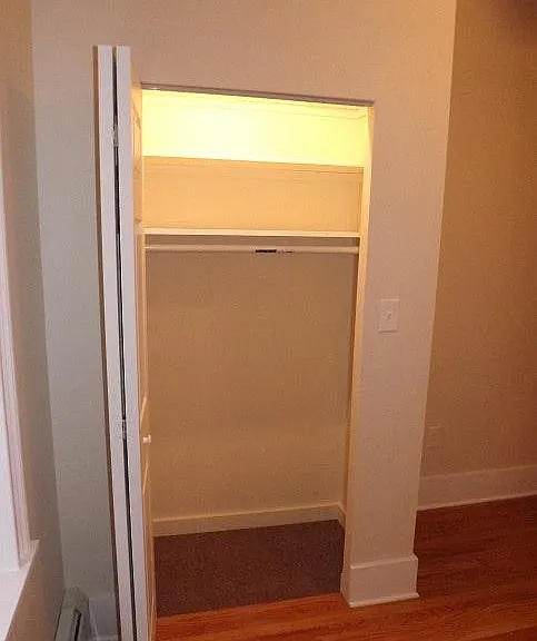 324 N 52nd St #2 — Photo 11