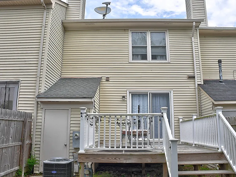 333 San Roman Dr — Photo 23