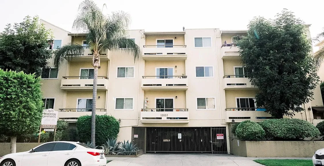 1 bed, 695 sqft, $1,995 — Photo 1
