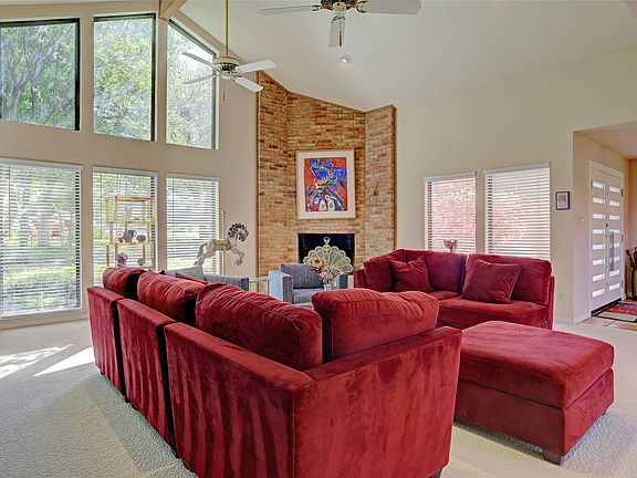 5th image of 9419 Viewside Dr