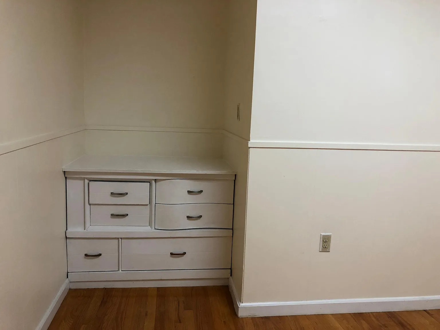 39 Newtonville Ave — Photo 3