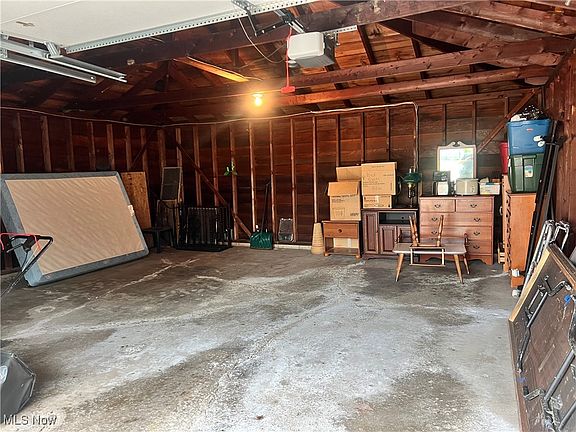 5th image of 213 Kenmore Ave SE