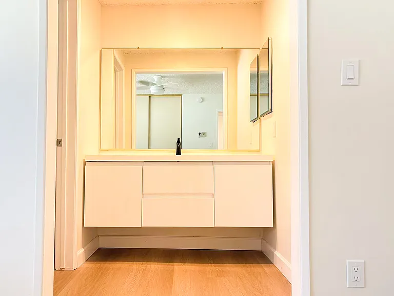333 N Monterey St — Photo 12