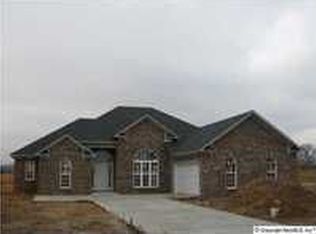 14536 Norfleet Dr, Athens, AL 35613