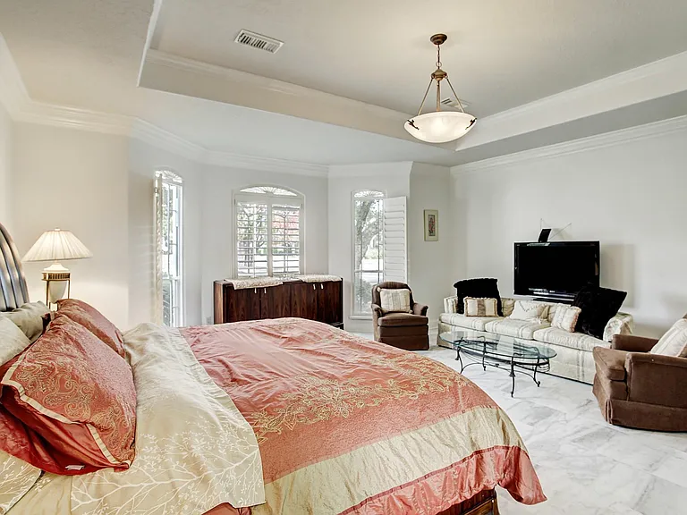 13703 Lakeshore Way Cv — Photo 37