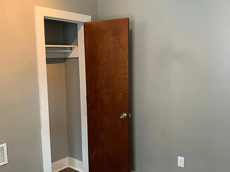 302 S Negley Ave #9 — Photo 10